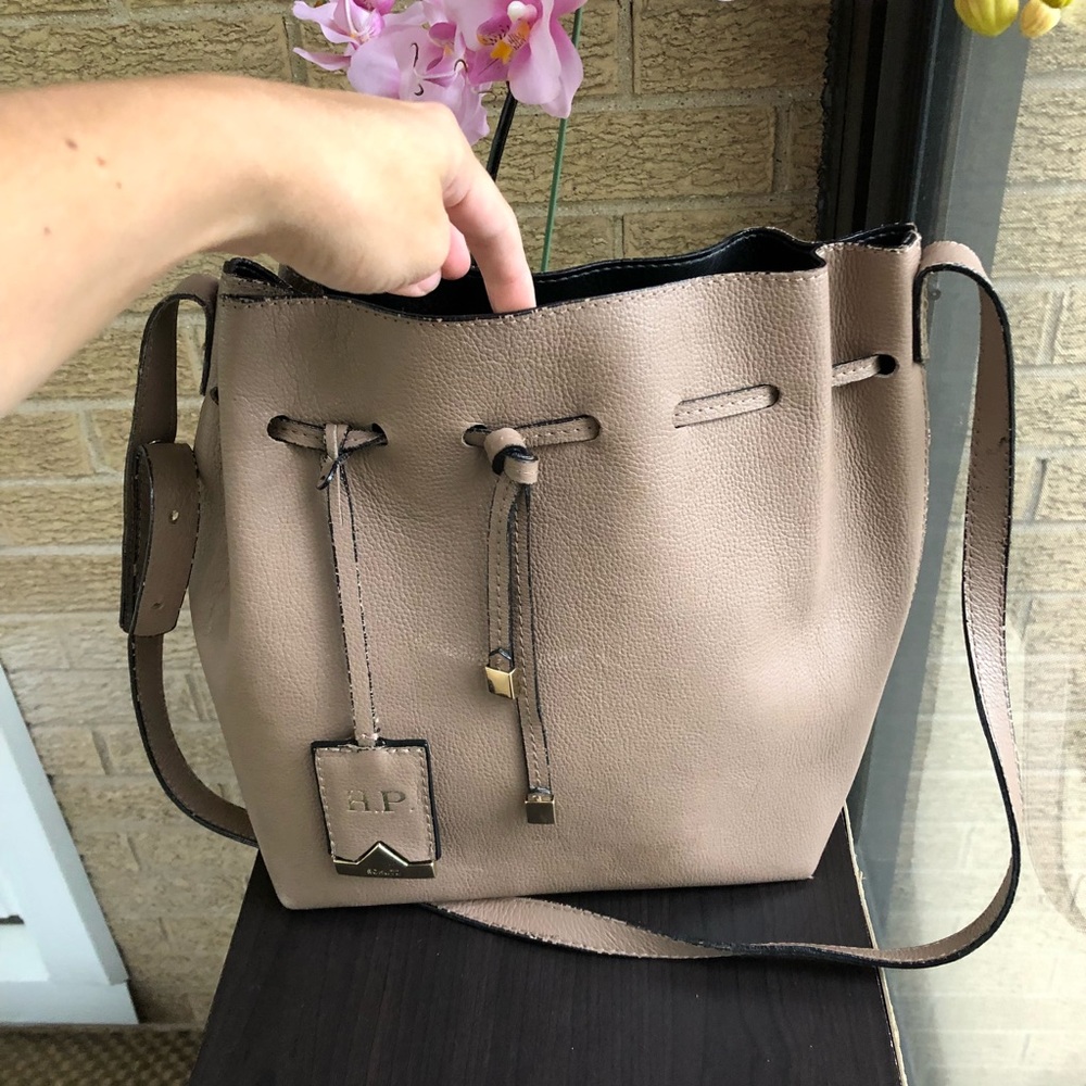 Brand name purses - Picture 8 of 8